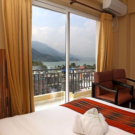 Pokhara Choice Inn Екстер'єр фото