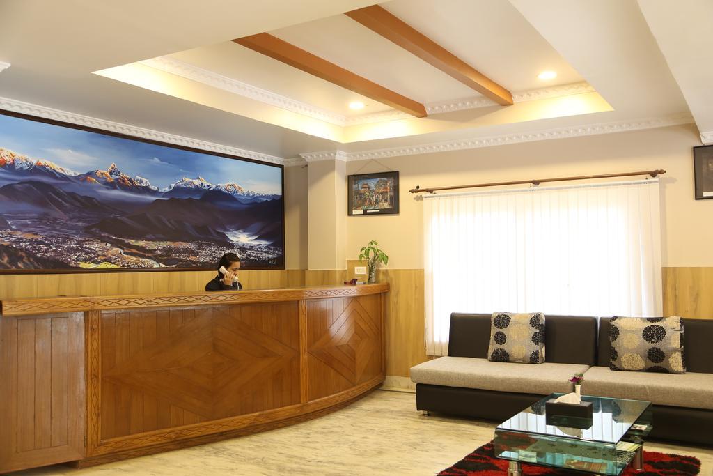 Pokhara Choice Inn Екстер'єр фото