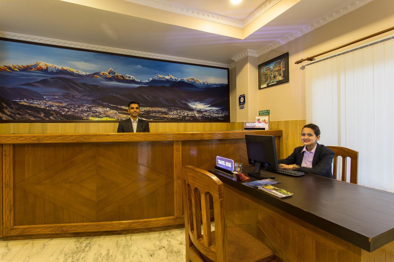 Pokhara Choice Inn Екстер'єр фото